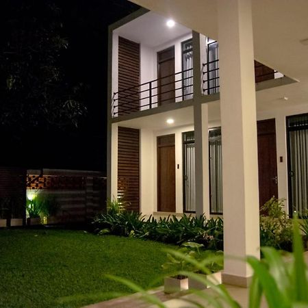 Golden Ray Villa Anuradhapura Esterno foto